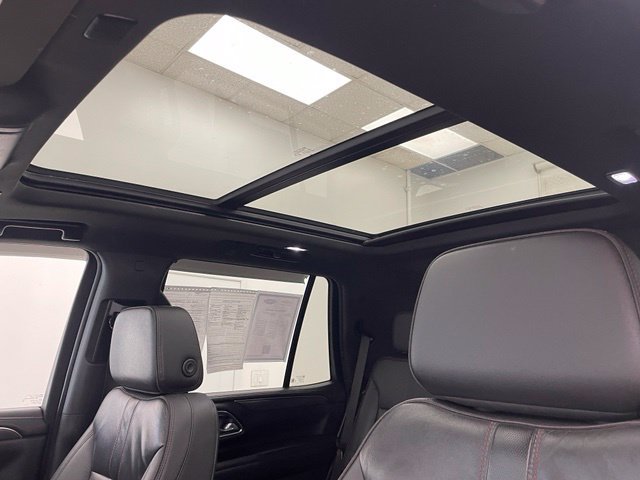 Used 2023 Chevrolet Tahoe RST w/ Luxury Package AWD/4WD image 8