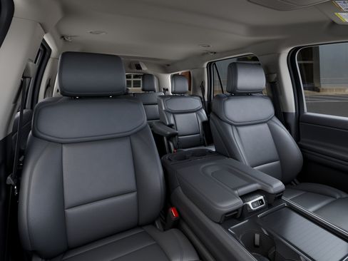 New 2027 Ford Expedition Active RWD image 10