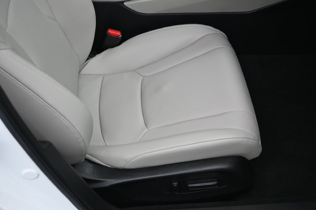 Used 2025 Honda Accord EX-L image 12