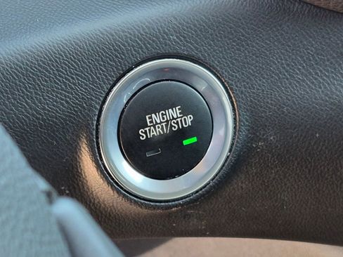 Used 2019 GMC Terrain SLE w/ Driver Convenience Package FWD image 24