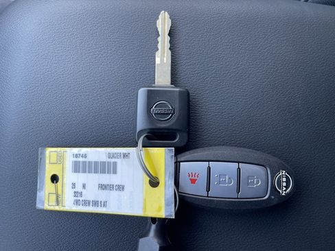 New 2026 Nissan Frontier SV w/ Tow Package image 21