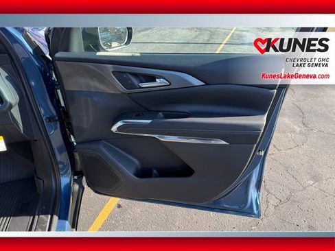 New 2026 Chevrolet Traverse LT w/ LPO, Floor Liner Package image 21