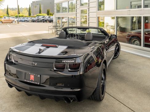 Used 2011 Chevrolet Camaro SS w/ RS Package RWD image 6