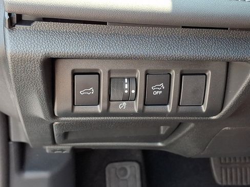 Certified 2025 Subaru Outback Touring XT AWD/4WD image 26