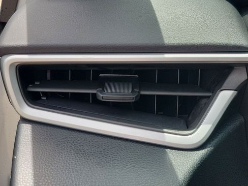 Used 2026 Toyota Corolla LE FWD image 31
