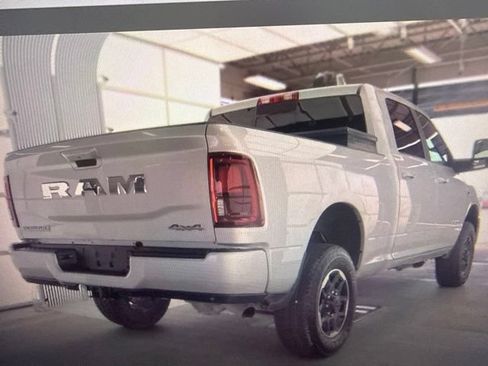 Used 2026 RAM 2500 Laramie AWD/4WD image 4