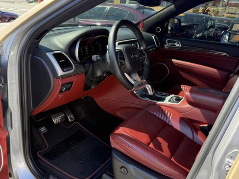 Used 2018 Jeep Grand Cherokee Trackhawk image 10