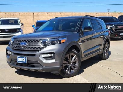 Used 2024 Ford Explorer XLT w/ Equipment Group 202A