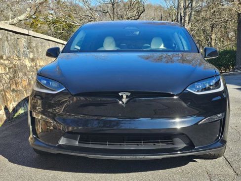 Used 2023 Tesla Model X image 6