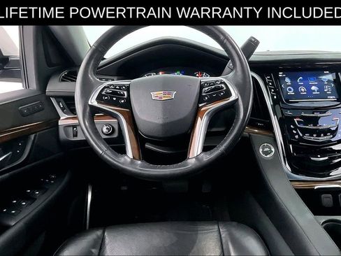 Used 2020 Cadillac Escalade Luxury AWD/4WD image 6