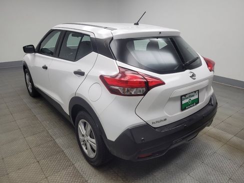 Used 2020 Nissan Kicks S image 5