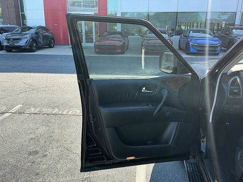 Used 2019 Nissan Armada SL w/ Premium Package RWD image 11