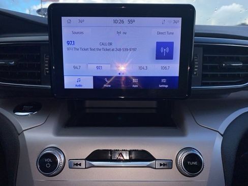 Certified 2023 Ford Explorer XLT w/ Equipment Group 202A image 11