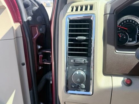 Used 2018 RAM 1500 Laramie w/ Convenience Group AWD/4WD image 22