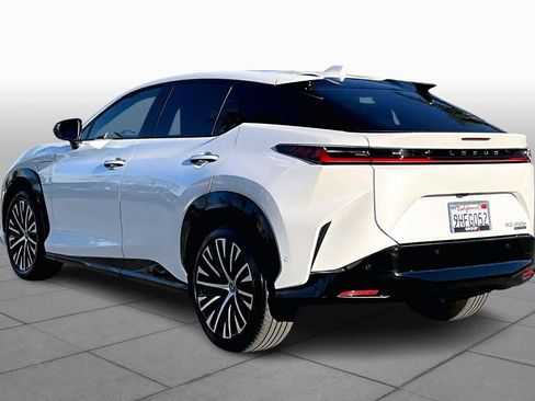 Used 2023 Lexus RZ 450e Premium image 11