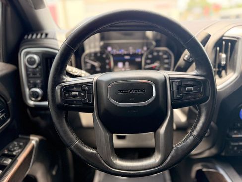 Used 2021 GMC Sierra 1500 Denali w/ Denali Ultimate Package AWD/4WD image 18
