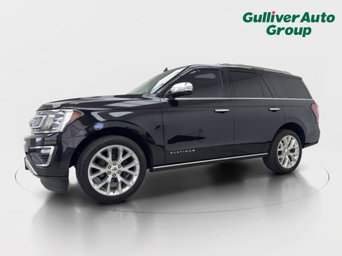 Used 2019 Ford Expedition Platinum RWD image 2