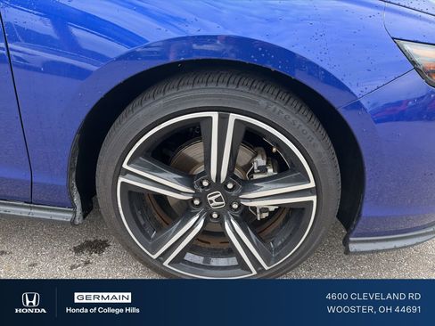 Used 2024 Honda Accord Sport image 4