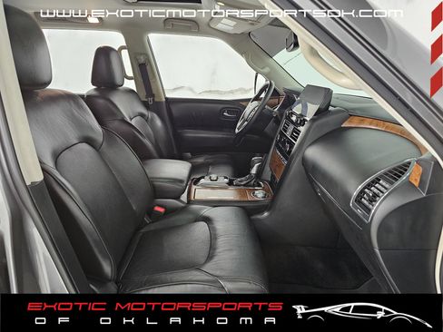 Used 2022 Nissan Armada SL w/ Captain's Chairs Package AWD/4WD image 2
