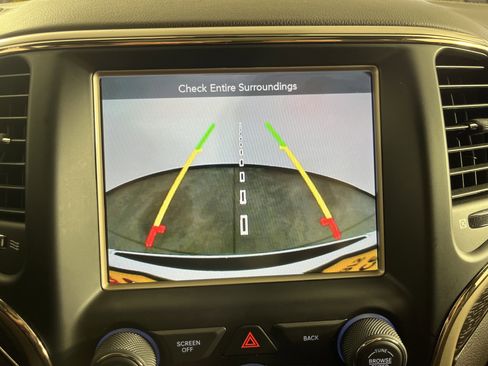 Used 2017 Jeep Grand Cherokee Summit image 28