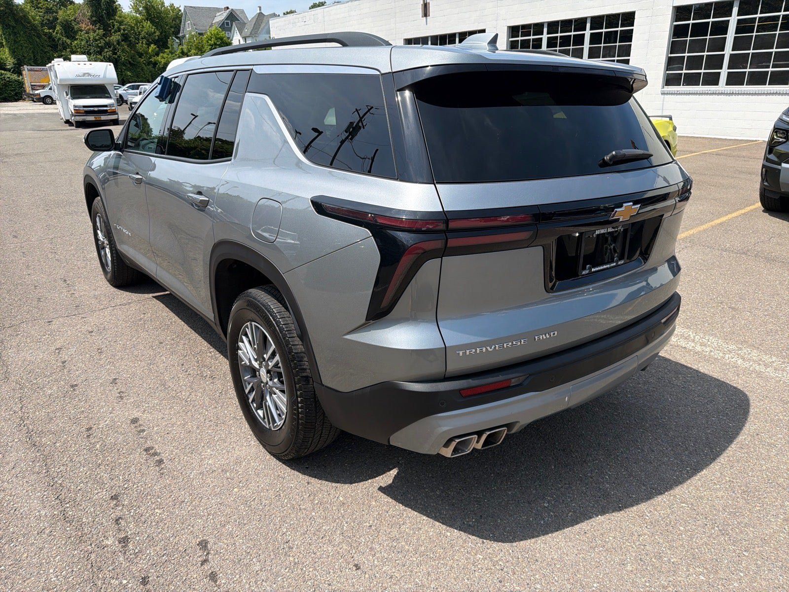 Used 2026 Chevrolet Traverse LT AWD/4WD image 10