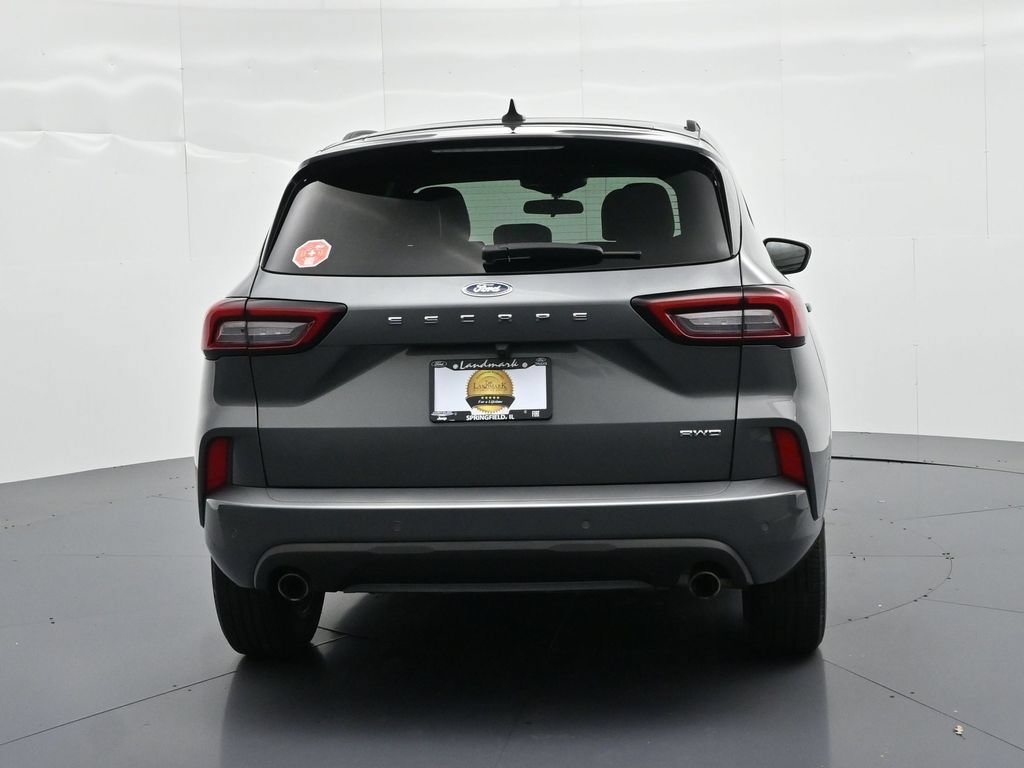 Used 2024 Ford Escape ST-Line w/ Tech Pack #1 AWD/4WD image 7