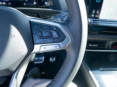 New 2026 Volkswagen Atlas Cross Sport SEL R-Line image 22