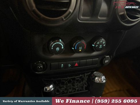 Used 2015 Jeep Wrangler Sport w/ Quick Order Package 24S AWD/4WD image 19