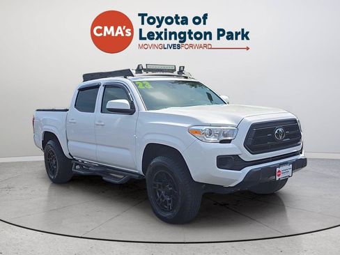 Used 2023 Toyota Tacoma SR AWD/4WD image 7