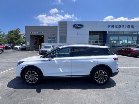 Used 2020 Lincoln Corsair AWD w/ Equipment Group 101A image 4