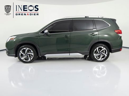 Used 2024 Subaru Forester Touring w/ POP Package 3 AWD/4WD image 8