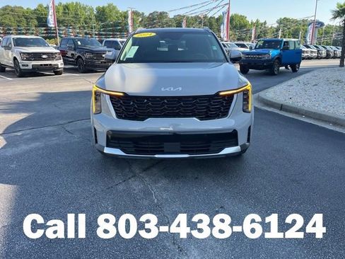 Used 2024 Kia Sorento S w/ Panoramic Sunroof Package FWD image 35