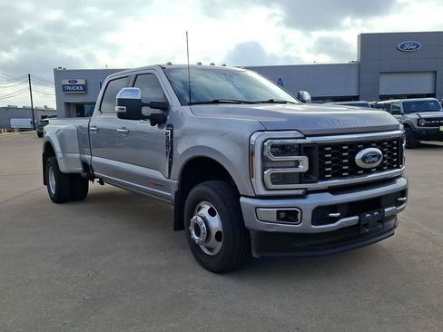 Used 2024 Ford F350 Platinum w/ Camper Package AWD/4WD image 5