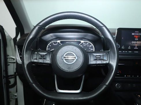 Used 2021 Nissan Rogue SV w/ Premium Package FWD image 23