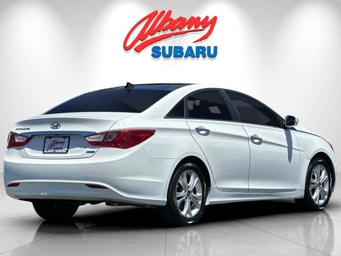 Used 2013 Hyundai Sonata Limited w/ Premium Pkg FWD image 4