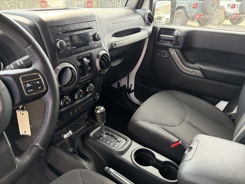 Used 2016 Jeep Wrangler Unlimited Sport w/ Quick Order Package 24S image 29