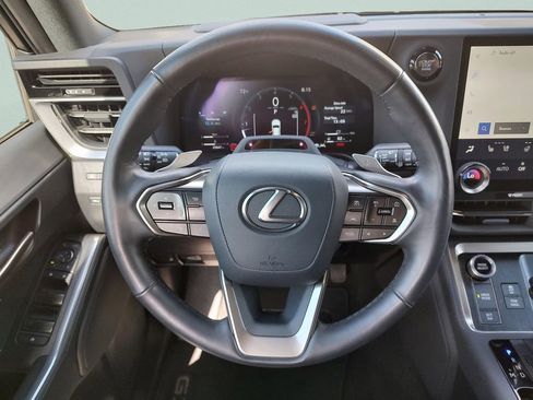 Used 2024 Lexus GX 550 w/ Accessory Package (2T) image 36