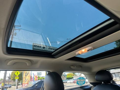 Used 2013 MINI Cooper Paceman FWD image 18