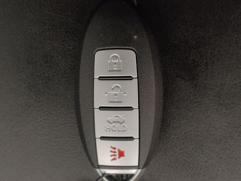 Used 2021 Nissan Altima 2.5 SV w/ SV Premium Package FWD image 32