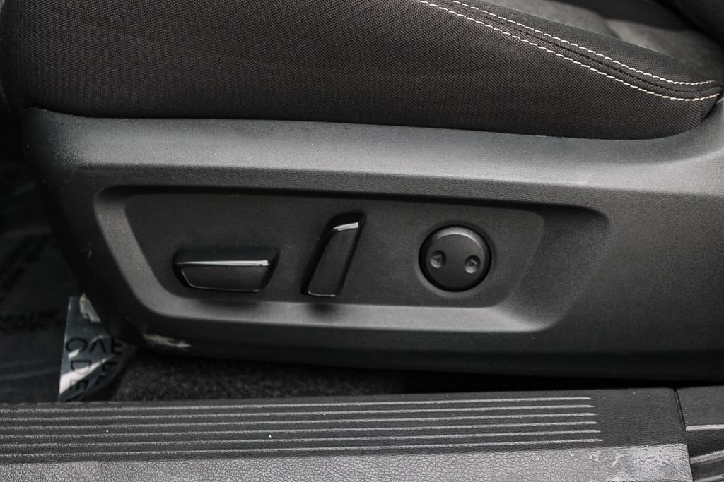 Used 2024 Nissan Rogue SV FWD image 21