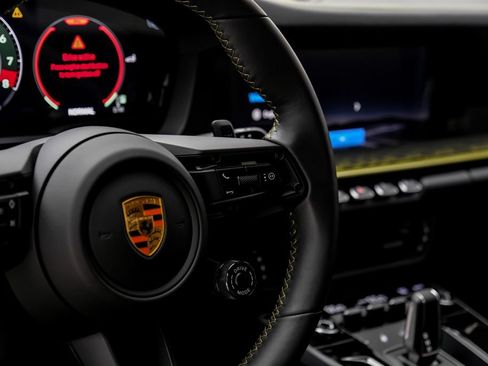 Used 2026 Porsche 911 Carrera GTS RWD image 19