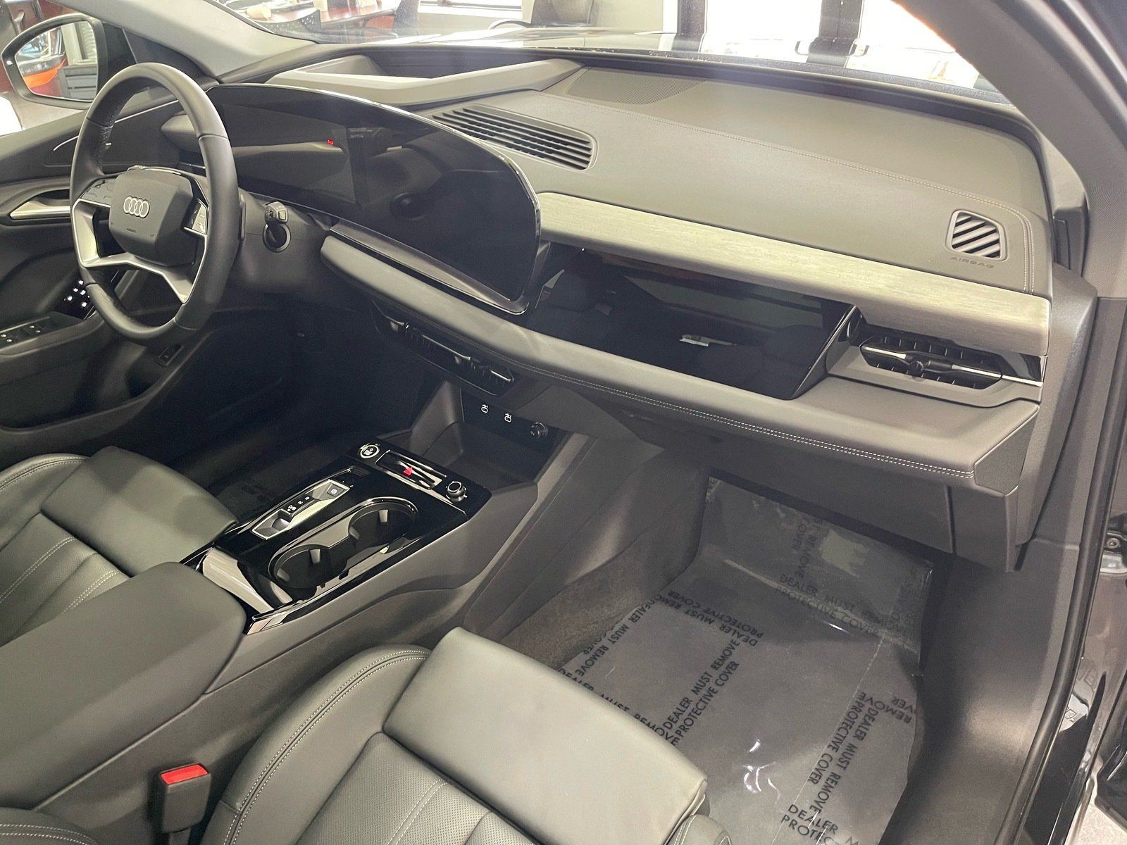 Used 2025 Audi Q6 e-tron Premium Plus w/ Premium Plus AWD/4WD image 39