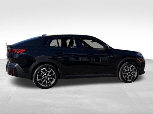 Used 2026 BMW X2 xDrive28i AWD/4WD image 10