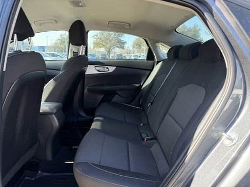 Used 2024 Kia Forte LXS w/ LXS Technology Package image 24