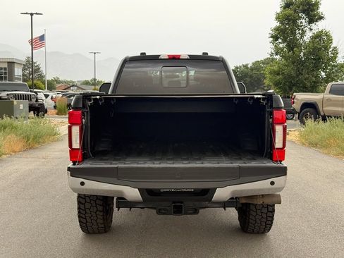 Used 2022 Ford F350 Lariat w/ Lariat Ultimate Package AWD/4WD image 12