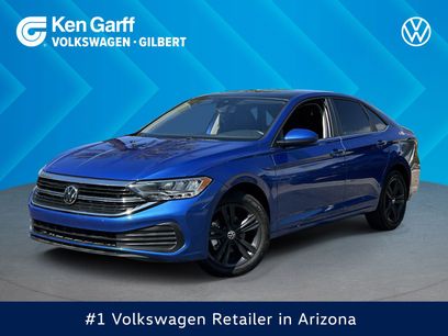Used 2024 Volkswagen Jetta SE w/ Panoramic Sunroof Package