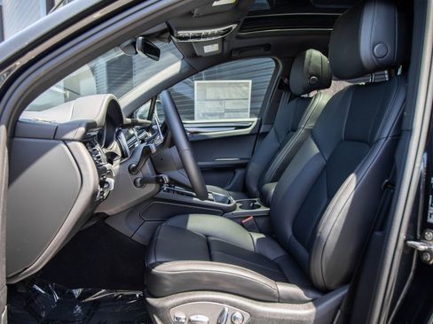 New 2026 Porsche Macan Turbo AWD/4WD image 5