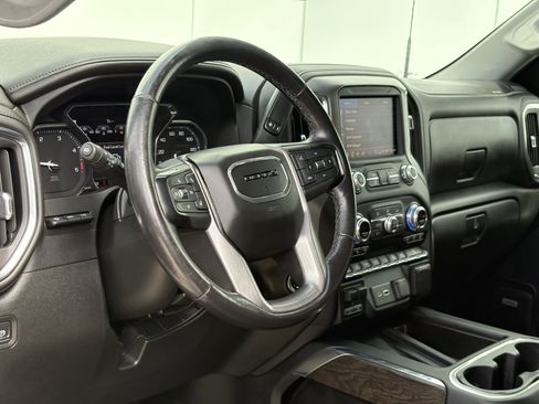 Used 2022 GMC Sierra 2500 Denali w/ Denali Ultimate Package AWD/4WD image 14
