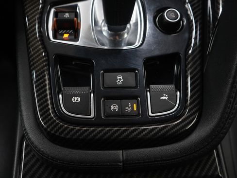 Used 2014 Jaguar F-TYPE S image 19