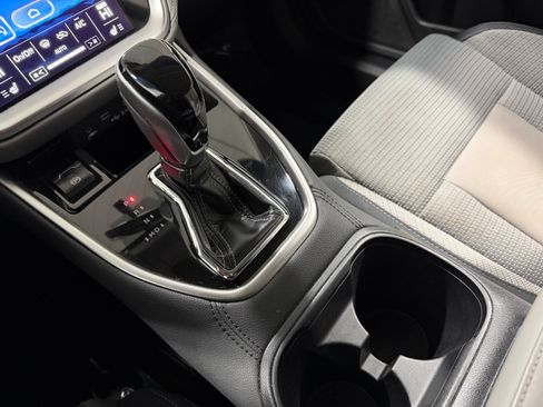 Used 2020 Subaru Outback Premium image 15